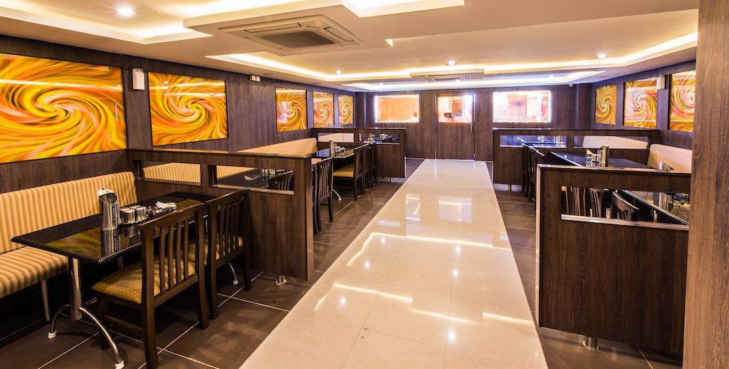 Plaza Hotel Trichy Tiruchirappalli Oda fotoğraf