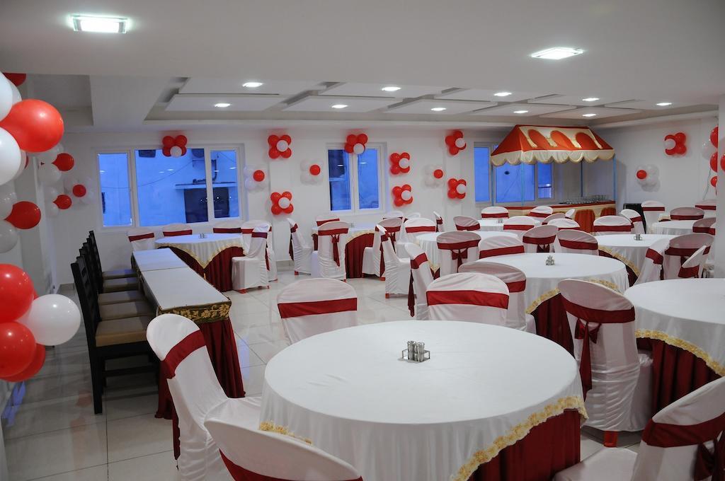 Plaza Hotel Trichy Tiruchirappalli Oda fotoğraf