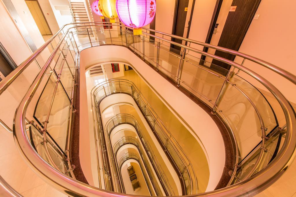 Plaza Hotel Trichy Tiruchirappalli Oda fotoğraf